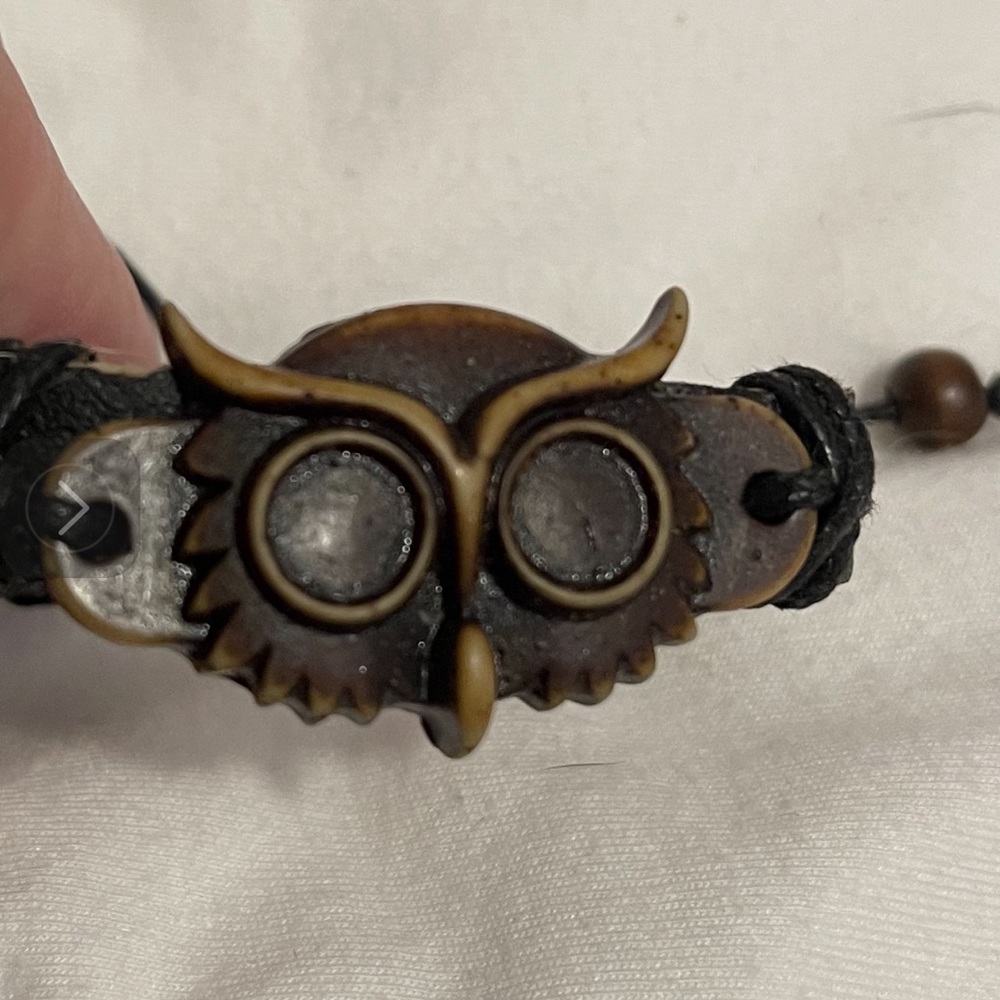 Leather owl bracelet